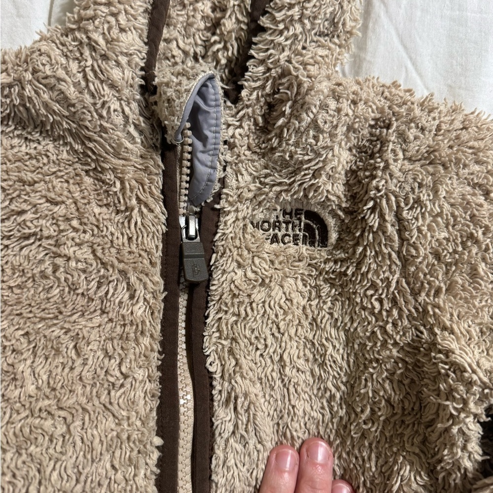 The North Face Campshire Brown Tan Bear Zip Up Jacket Sherpa Teddy 18-24 month - Picture 3 of 6